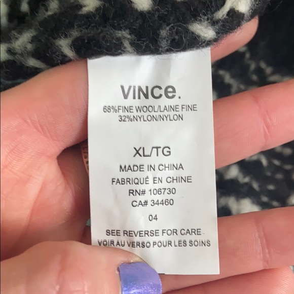 Vince Sweater - Picture 6 of 8